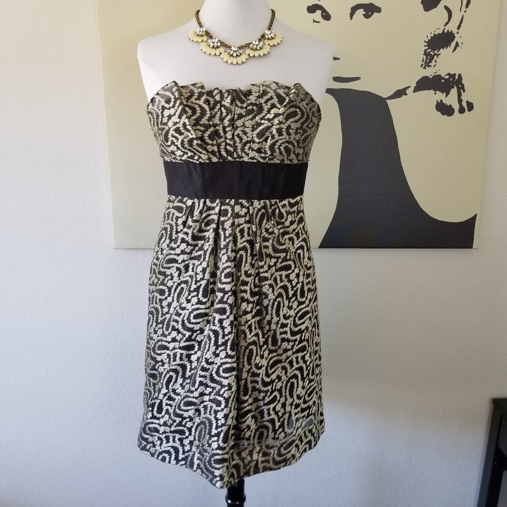 SOLD 💫 Kay Unger Black & Silver Dress 8 (NWOT)